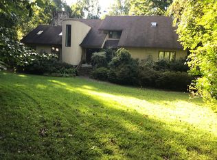 4816 Fox Chase Rd, Greensboro, NC 27410