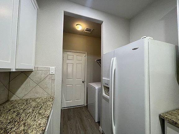 2nd image of 156 Camelot Place Ct #156