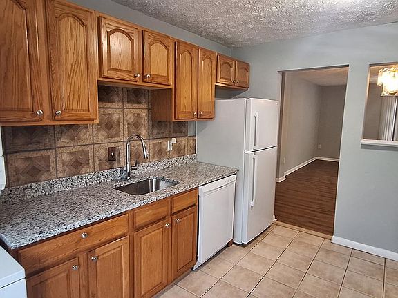 5th image of 2336 Anvil Ln