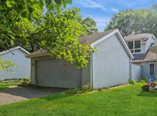 248 Bluegrass Dr, Schererville, IN