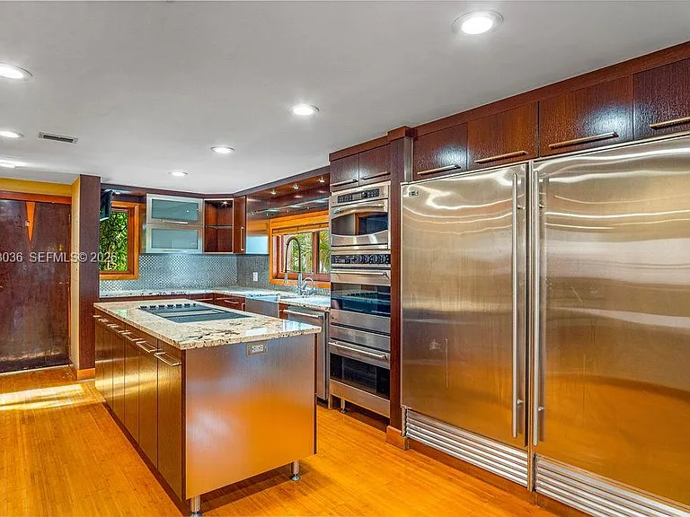 6960 Mira Flores Ave — Photo 34