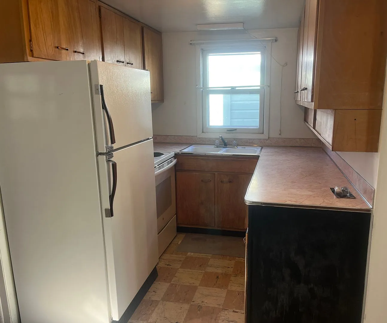 309 S 33rd St — Photo 3
