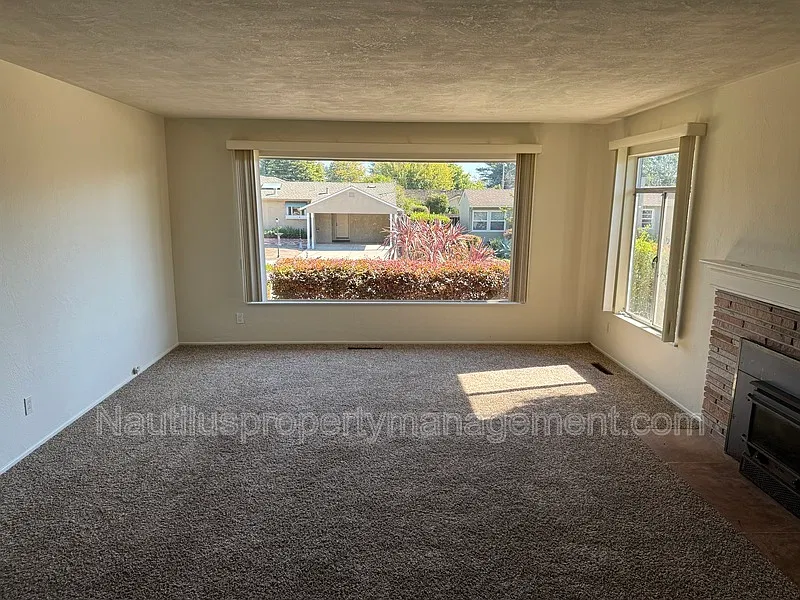 3 bed, 2.0 bath, $5,600 — Photo 4