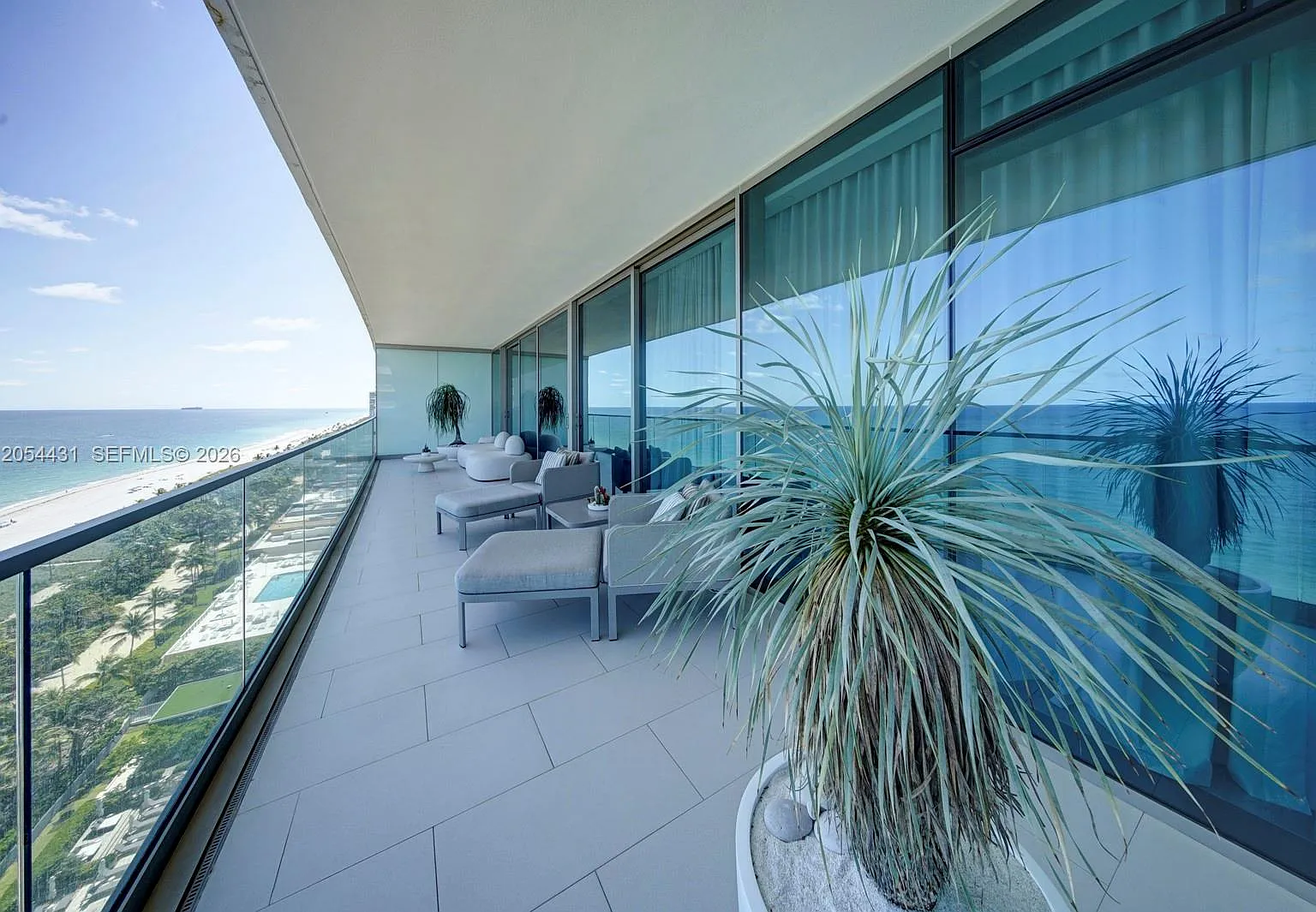 10203 Collins Ave — Photo 2