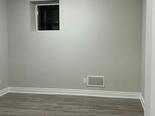 583 Queen Mary Dr #Basement, Brampton, ON L7A 5H3