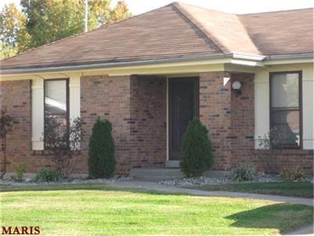 Three sides brick