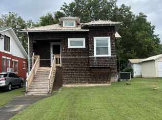 514 Ohio Ave, Etowah, TN 37331