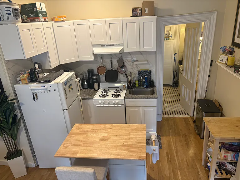 170 Marlborough St #3R — Photo 4