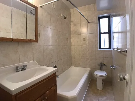 Rented by Sovereign Associates | media 30