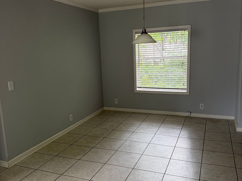 1st image of 1308 Valleywood Dr