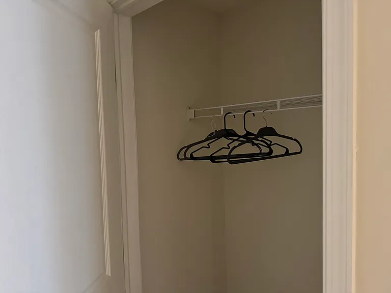 641 Tompkins Ave #1 — Photo 15