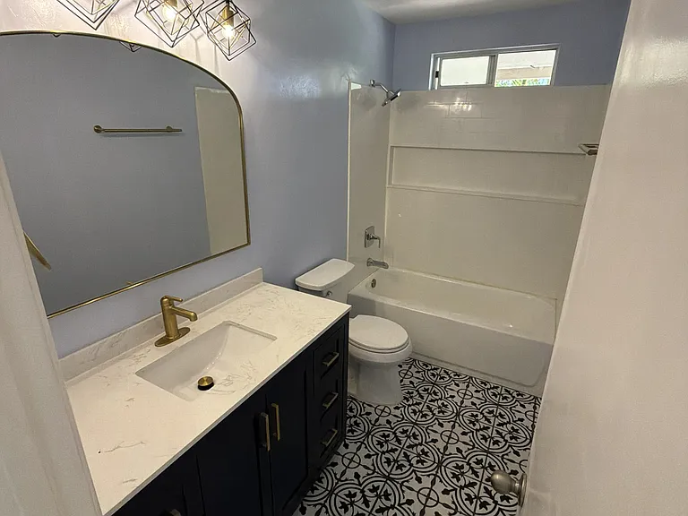 9303 Crest Dr — Photo 24
