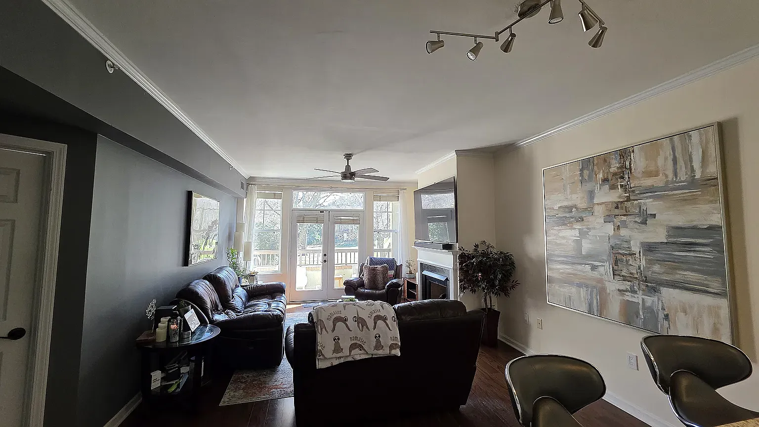 405 W 7th St — Photo 1
