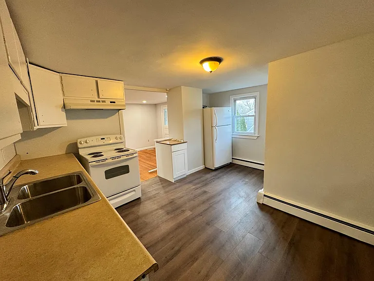 5 Amundsen St #3 — Photo 8