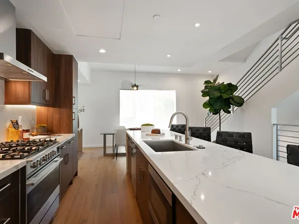 3811 S Verona Ct, Los Angeles, CA 90066