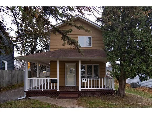 38 Winona St W Photo 1