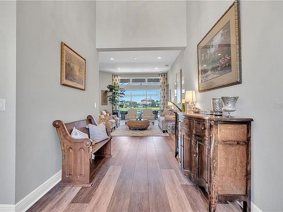 4th image of 2764 Coco Palm Cir