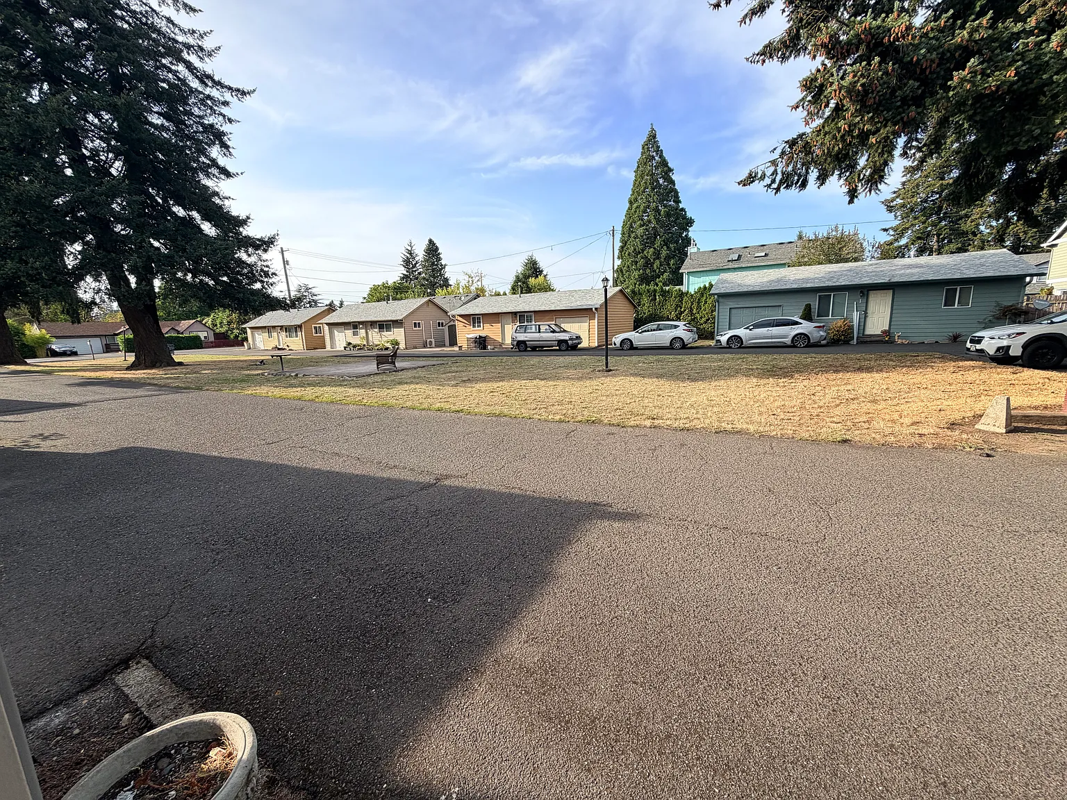 1 bed, 900 sqft, $1,300 — Photo 2