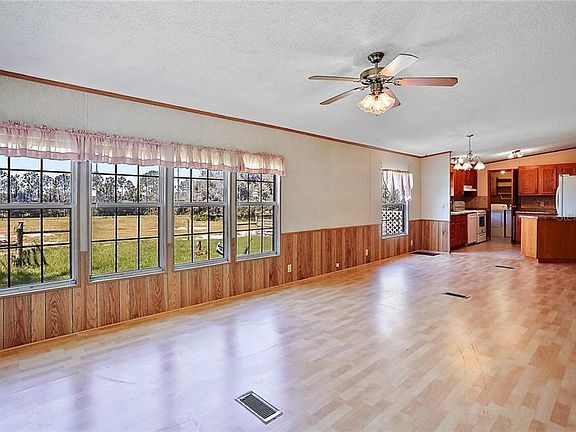 4th image of 14755 SE 180th St