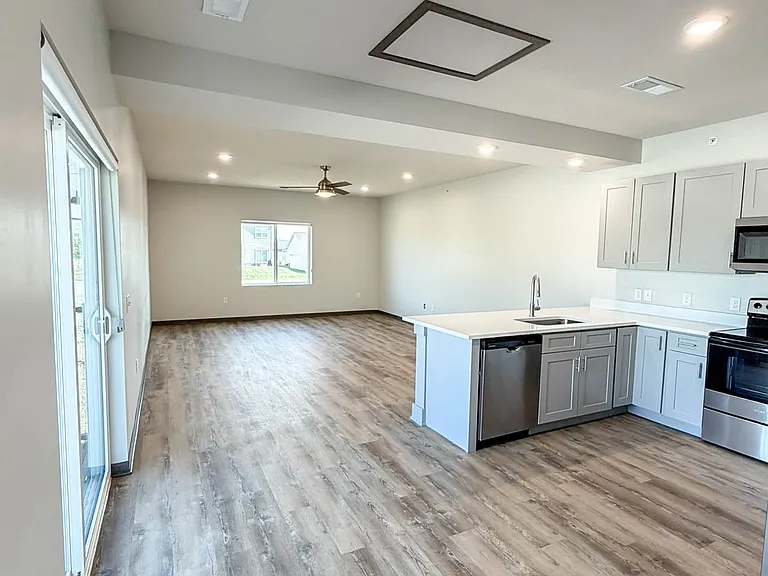 Stevens Creek Villas South — Photo 19