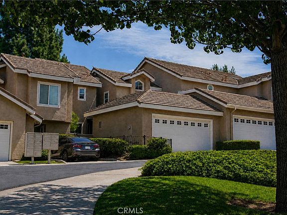 5th image of 889 S Sapphire Ln