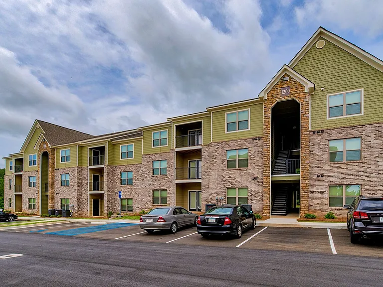 Grand Reserve at Canton — Photo 11