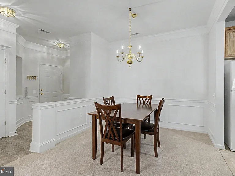 407 Aggies Cir #4-D — Photo 10