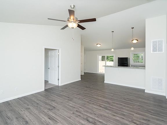 5th image of 2344 Whitestone Dr