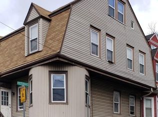 10 George St, Chelsea, MA 02150