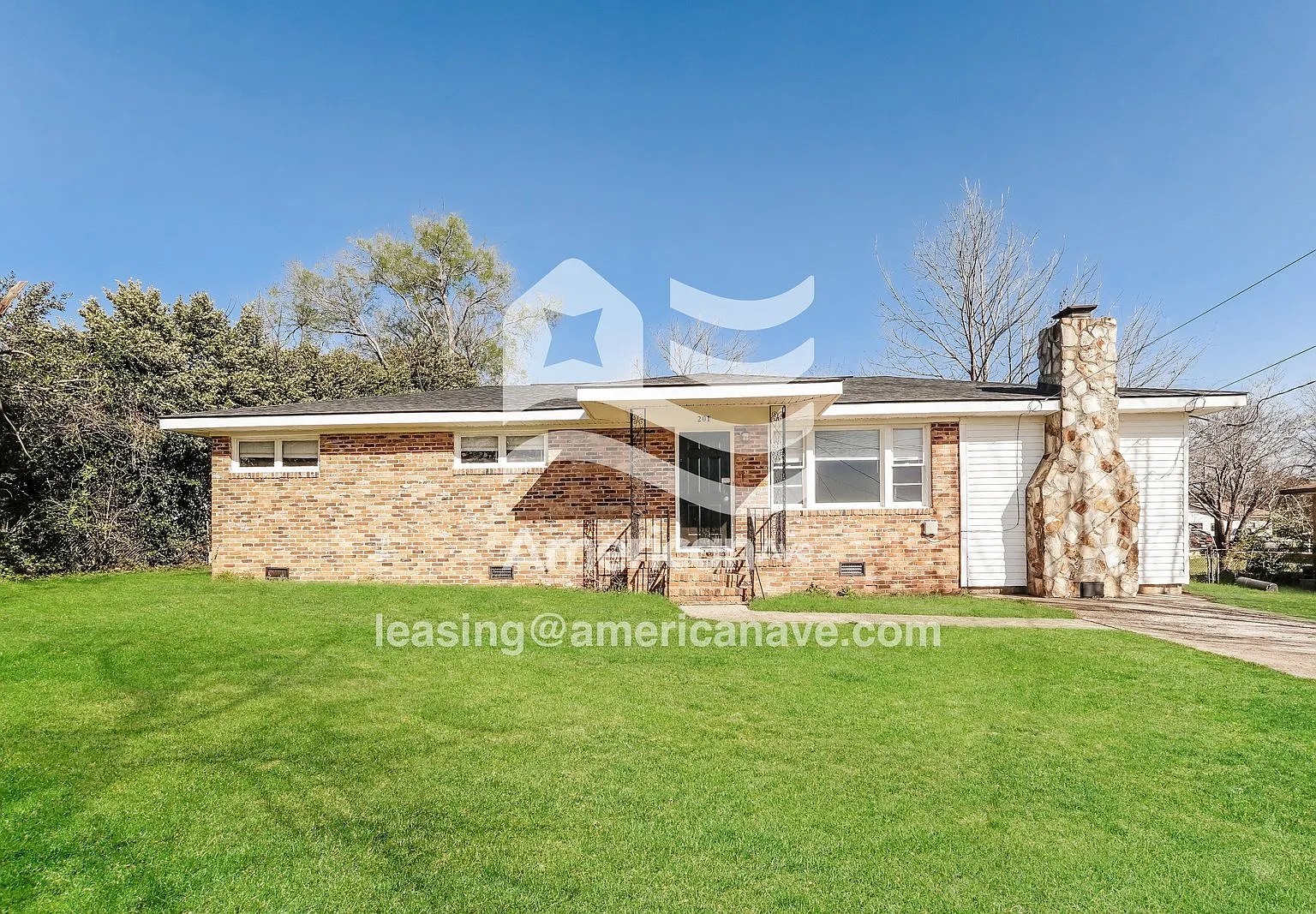 3 bed, 2.0 bath, 1549 sqft, $1,733 — Photo 1