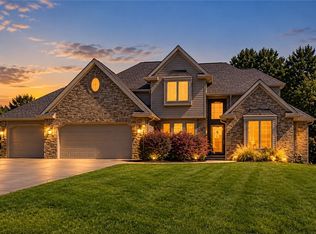 136 Meadow Dr, Beaver Falls, PA 15010