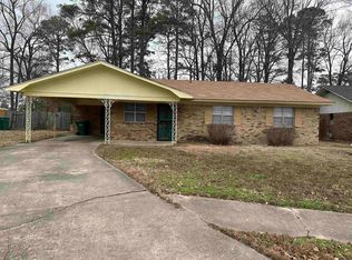2903 Taylor Dr, Pine Bluff, AR 71603