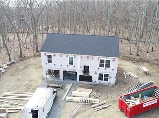 19 Elberta Pl, Uncasville, CT 06382