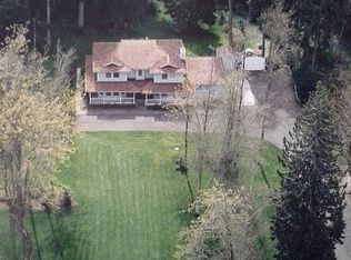 3324 Hollywood Dr NE, Olympia, WA 98516