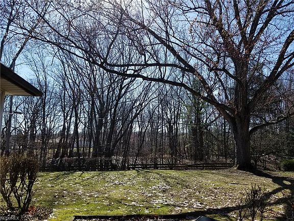 2nd image of 5495 Beacon Hill Ct
