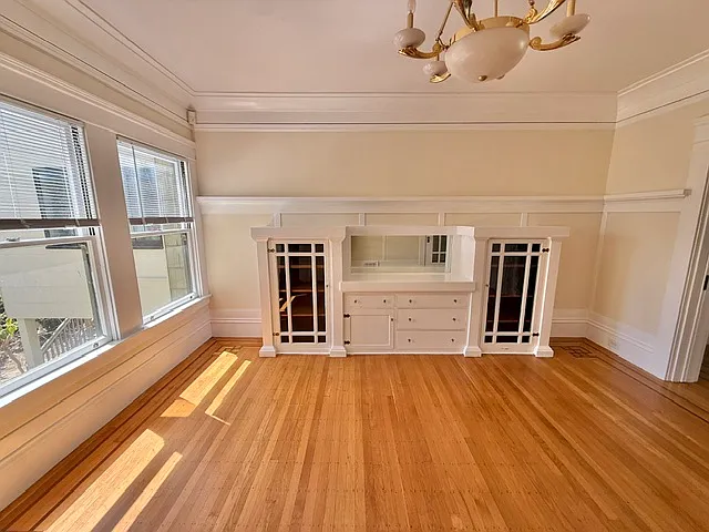 458 21st Ave — Photo 10