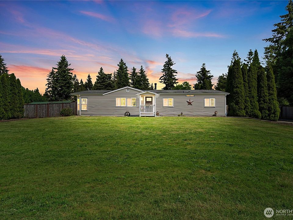 1st image of 11415 195th Avenue E