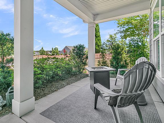 4th image of 101 Garden Gate Way
