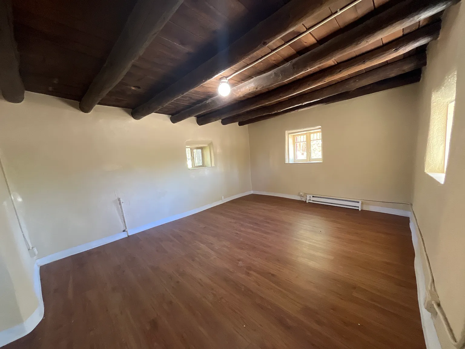 Studio, 700 sqft, $1,400 — Photo 2