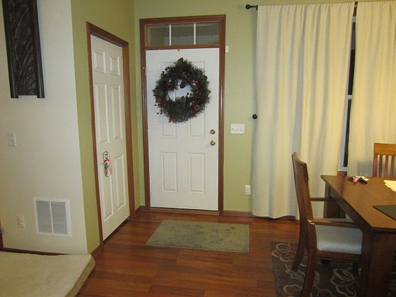 3rd image of 9654 Linden Ln N