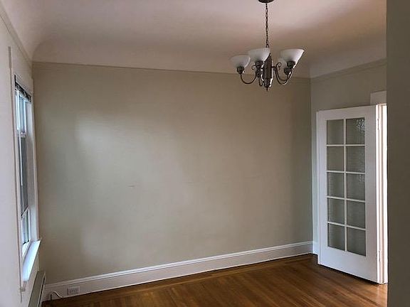 5th image of 695 Greenwich St APT 1