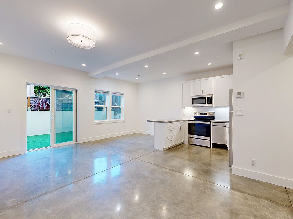 1st image of 737 Ashbury St #5