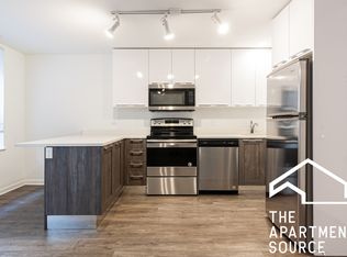 942 W Winona St #411, Chicago, IL 60640
