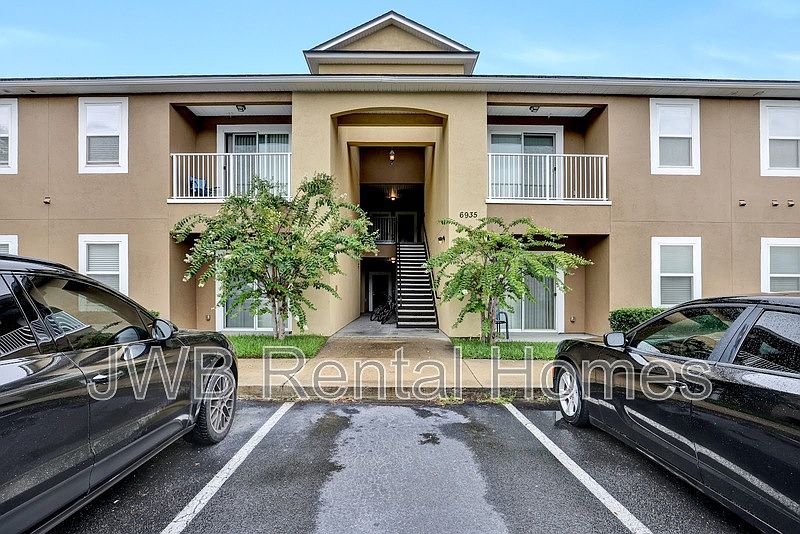1st image of 6935 Ortega Woods Dr #5