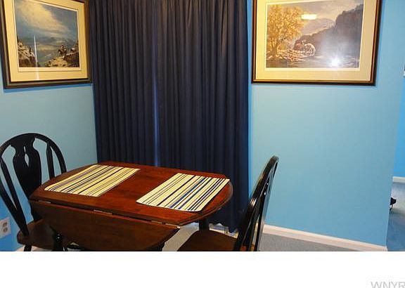 4th image of 140 Evergreen Dr