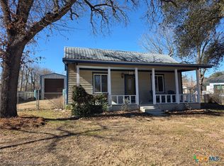 415 N Main St, Rockdale, TX 76567