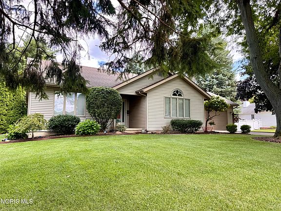 2nd image of 5020 Fairgreen Dr