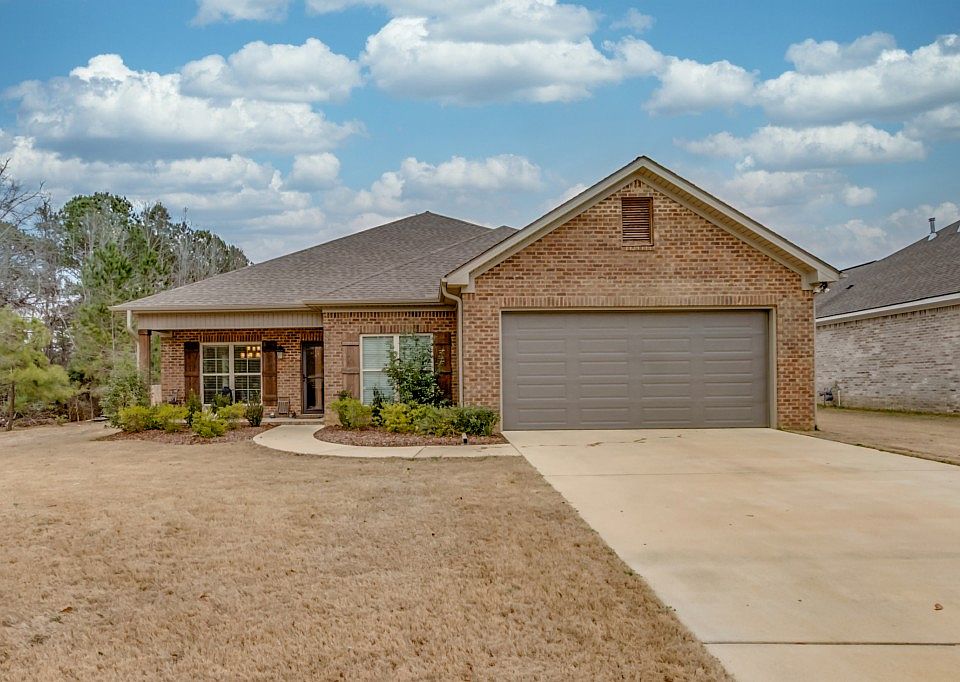 1st image of 1749 Sweetgum Cir