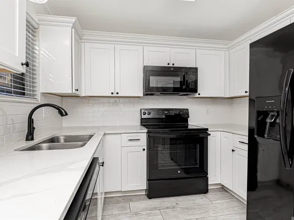 9506 Jefferson Hwy APT 11, Baton Rouge, LA 70809