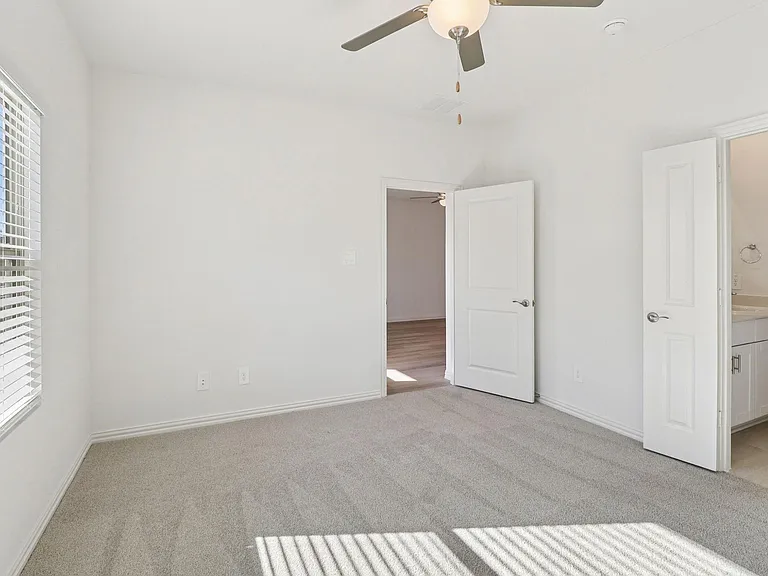 1134 Old Stead Dr — Photo 8